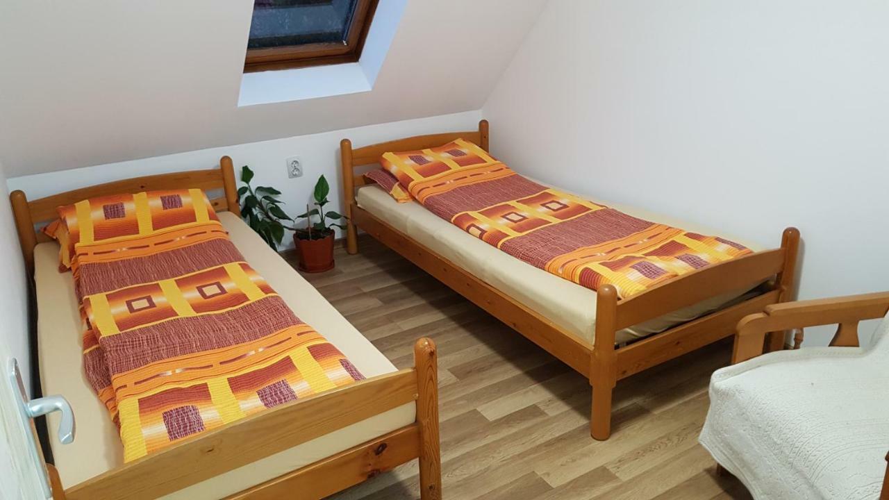 Rita Vendeghaz Daire Ciumani Dış mekan fotoğraf